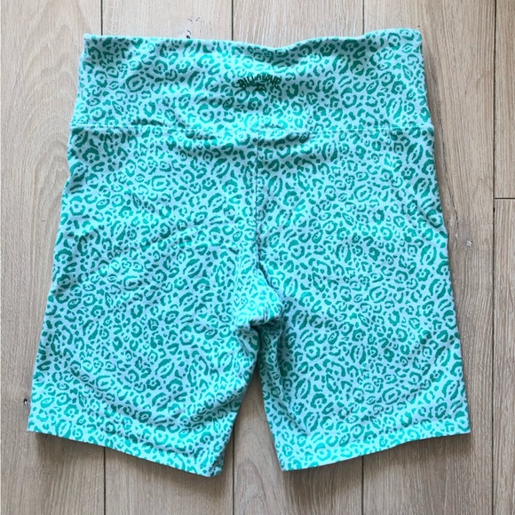 Billabong Leopard Print Biker Shorts in Light Blue Size M - Picture 3 of 8